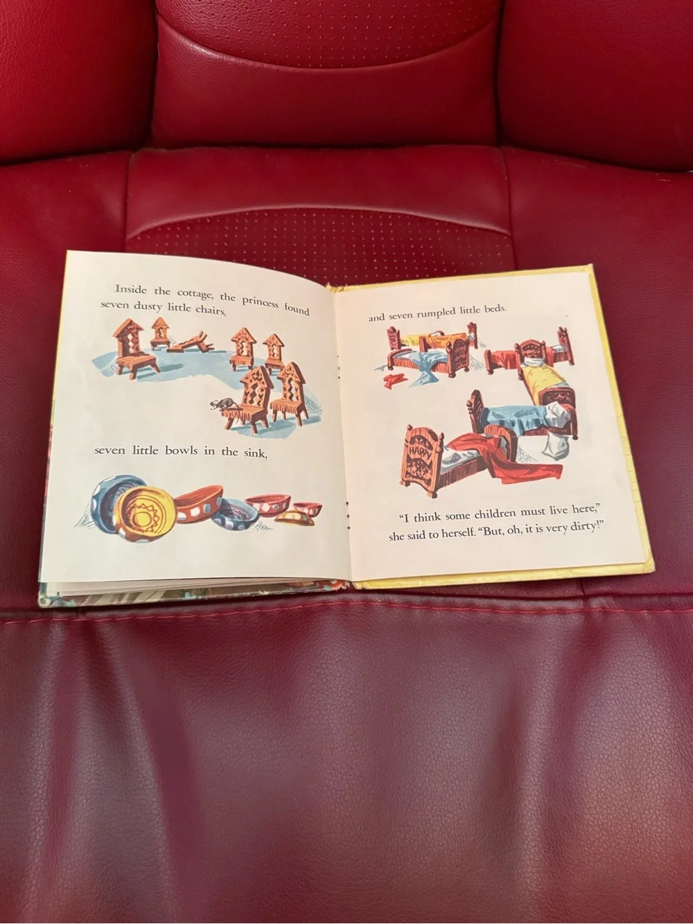 1957 Walt Disney’s Snow White and the Seven Dwarfs Tell-a-tale Whitman Book